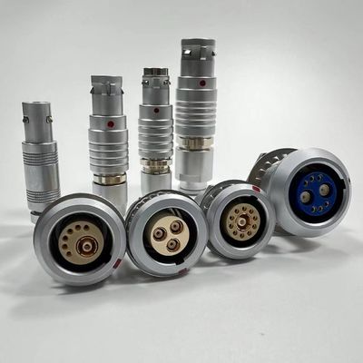 5000 사이클 전기 내구성 용접 PCB 푸시 풀 M12 커넥터 500V